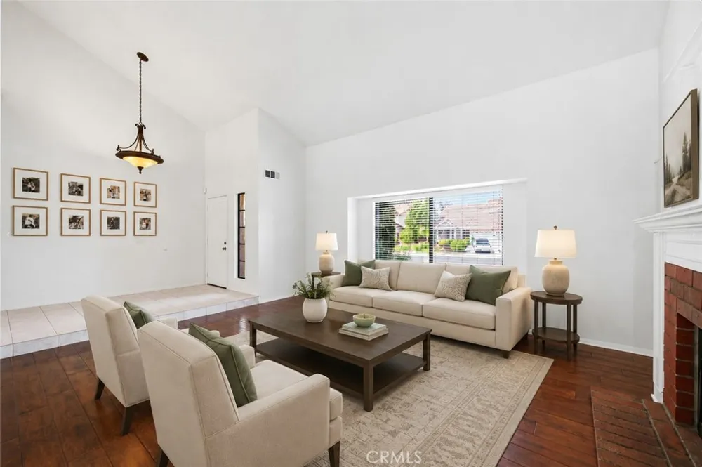 13792 Christian Barrett Drive Moorpark, CA 93021
