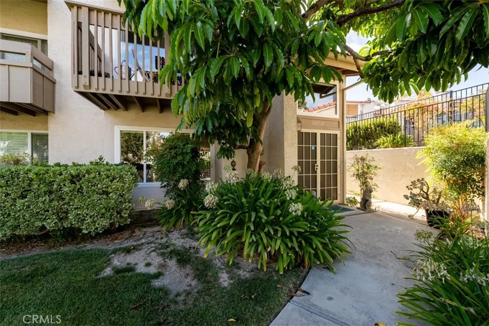 6827 Caminito Mundo #27 San Diego, CA 92119