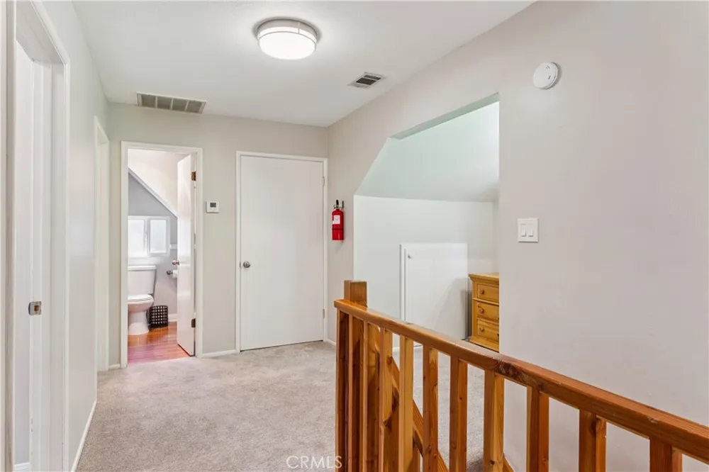 378 Oak Drive Lake Arrowhead, CA 92352