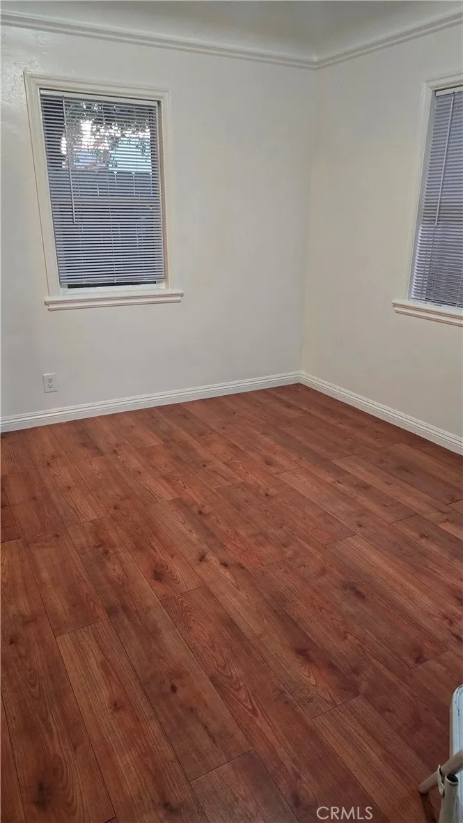 4826 E 60th Maywood, CA 90270