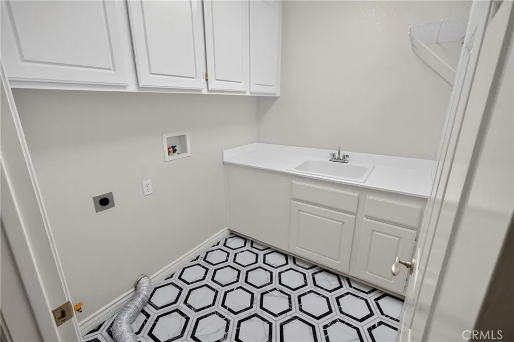 12611 Avocado Way Riverside, CA 92503