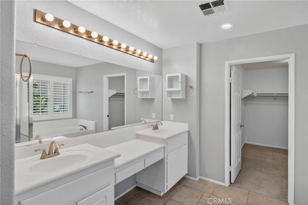 12611 Avocado Way Riverside, CA 92503
