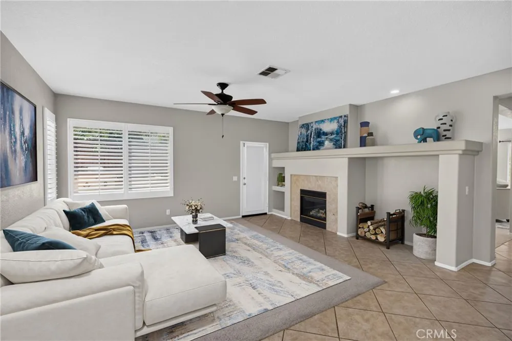 12611 Avocado Way Riverside, CA 92503