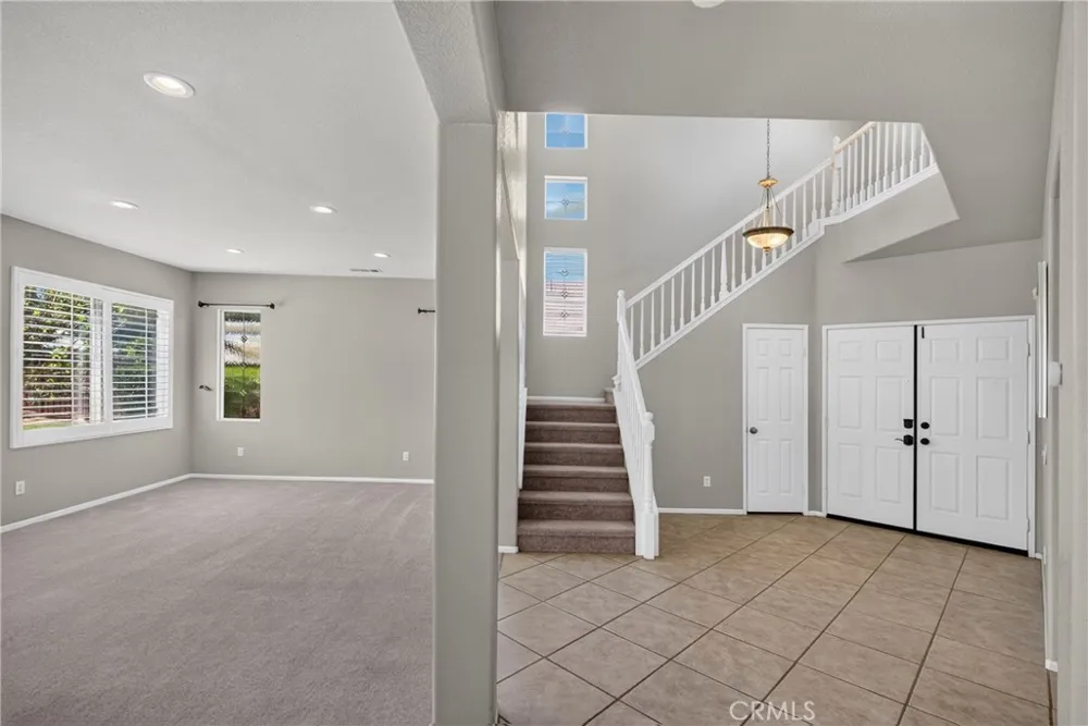 12611 Avocado Way Riverside, CA 92503