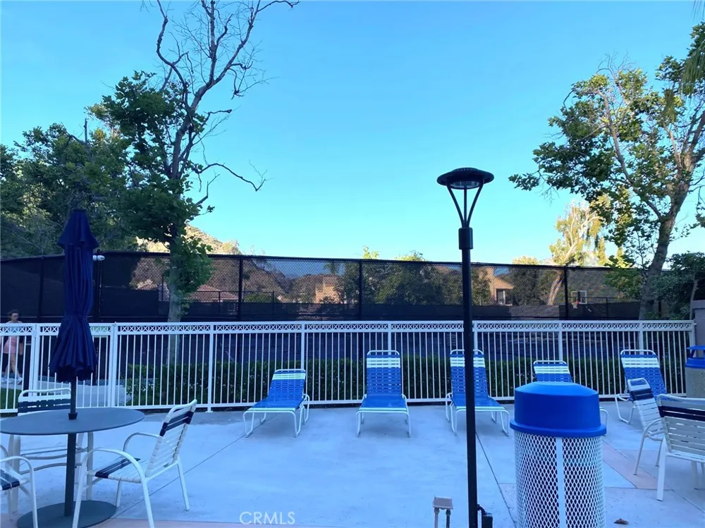 1000 Calle Allegre Glendale, CA 91208