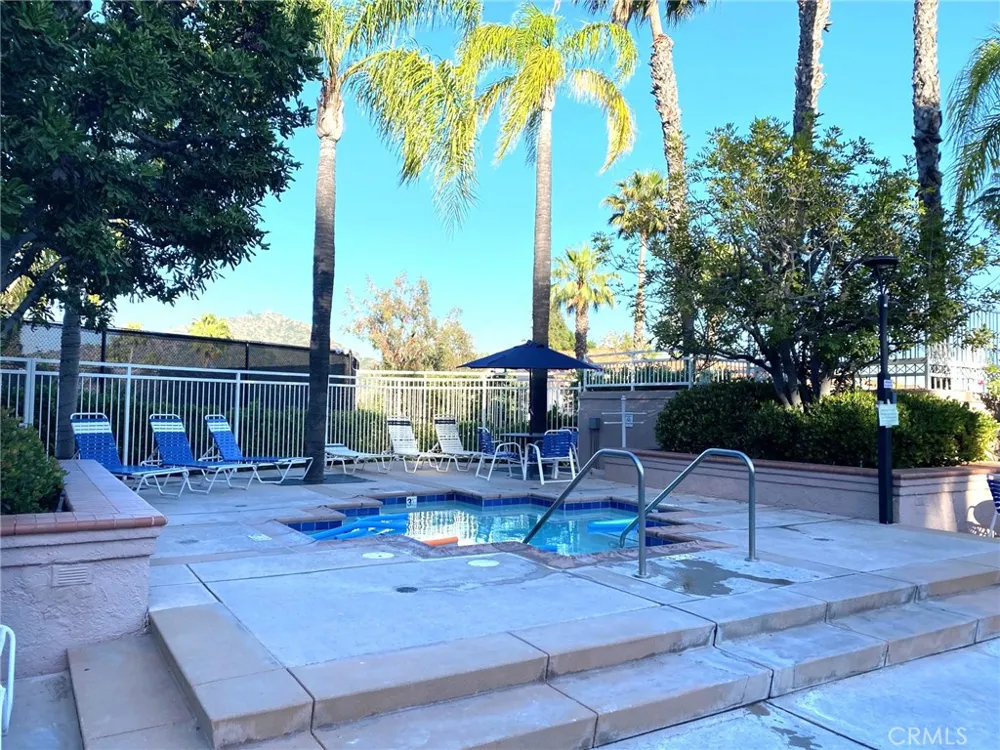 1000 Calle Allegre Glendale, CA 91208