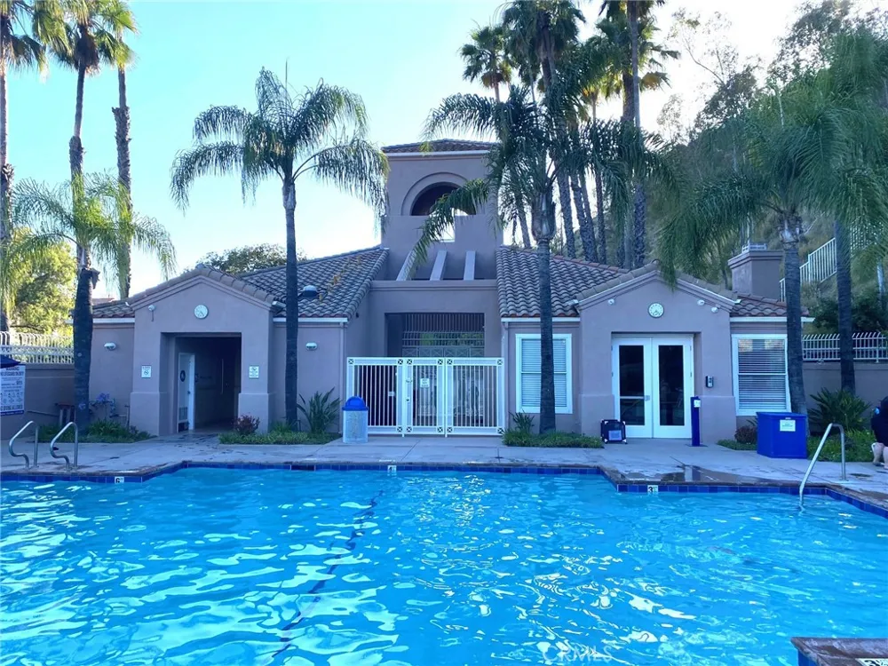 1000 Calle Allegre Glendale, CA 91208
