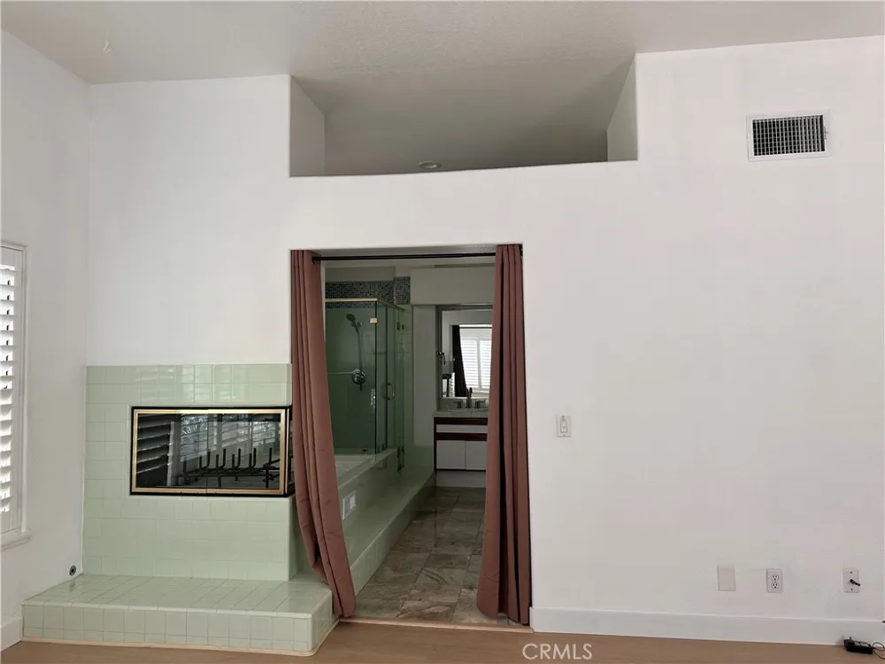 1000 Calle Allegre Glendale, CA 91208