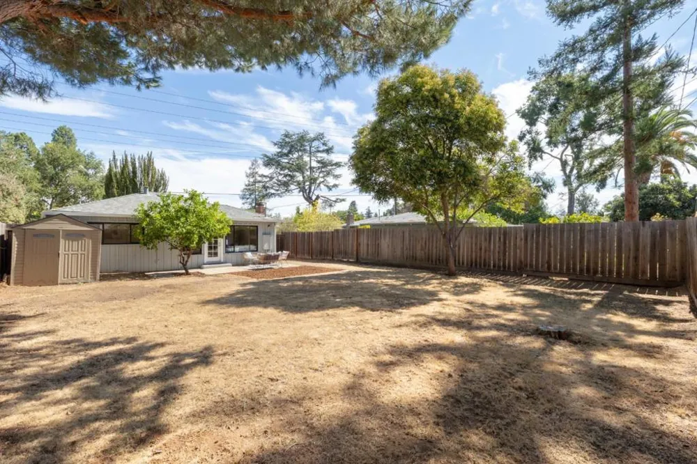 606 Lincoln Avenue Los Altos, CA 94022
