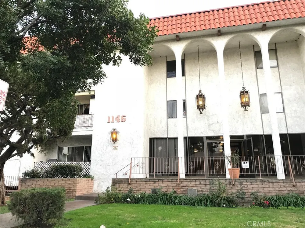 1146 E Lexington Glendale, CA 91206