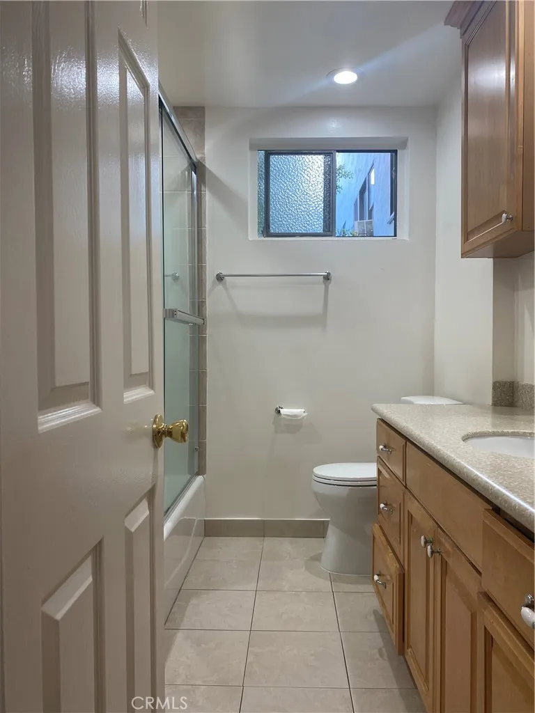 1146 E Lexington Glendale, CA 91206
