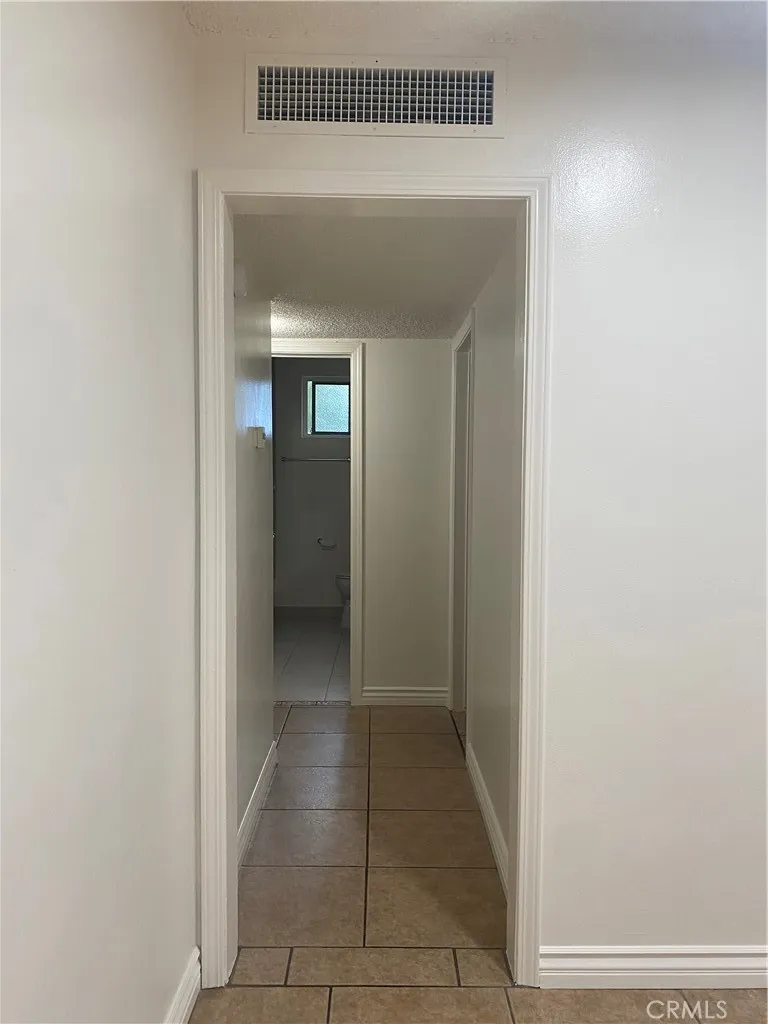 1146 E Lexington Glendale, CA 91206