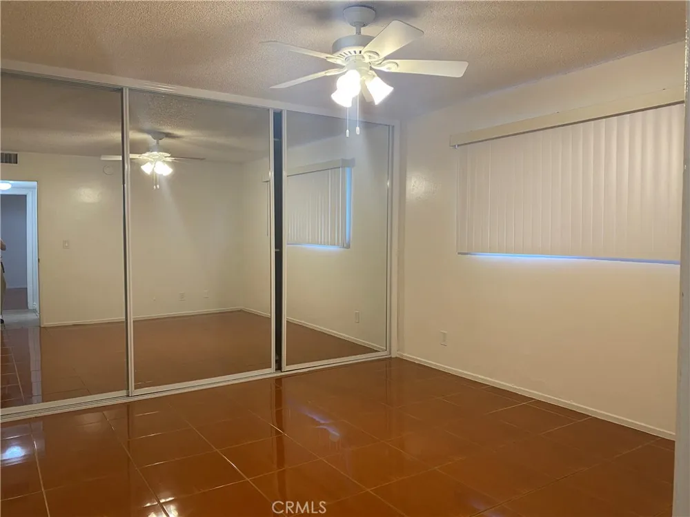 1146 E Lexington Glendale, CA 91206