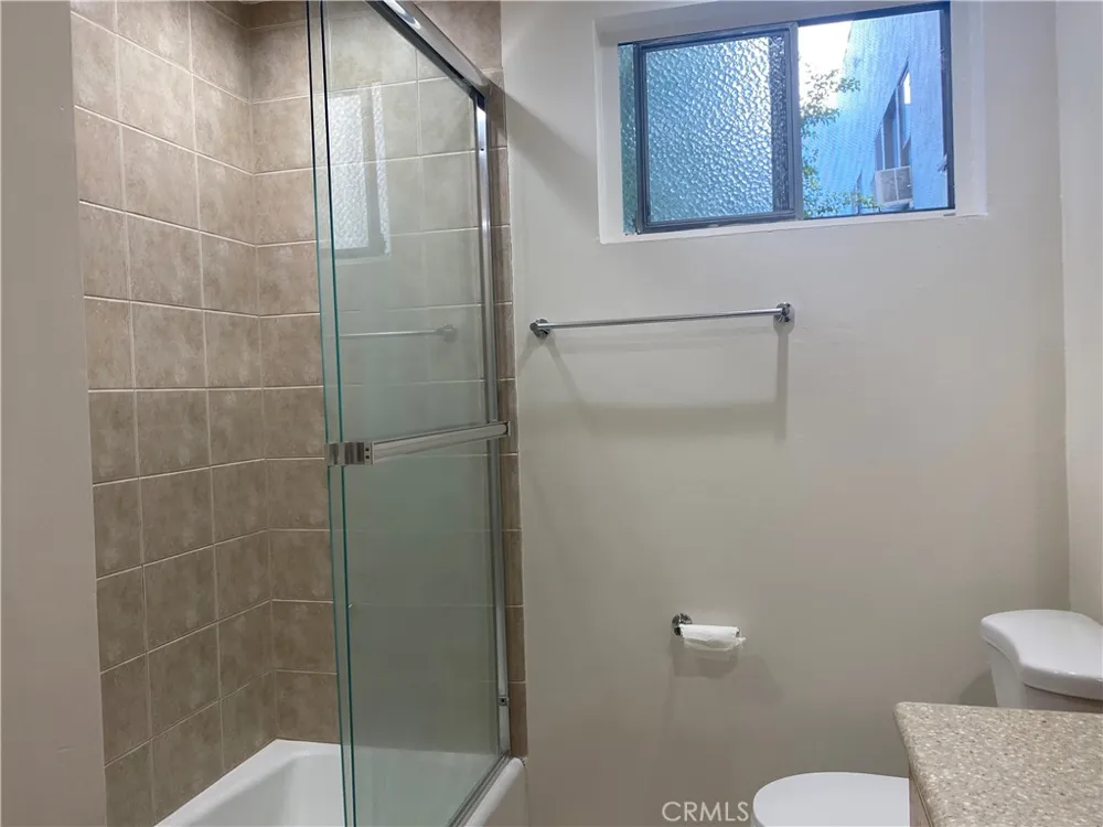 1146 E Lexington Glendale, CA 91206