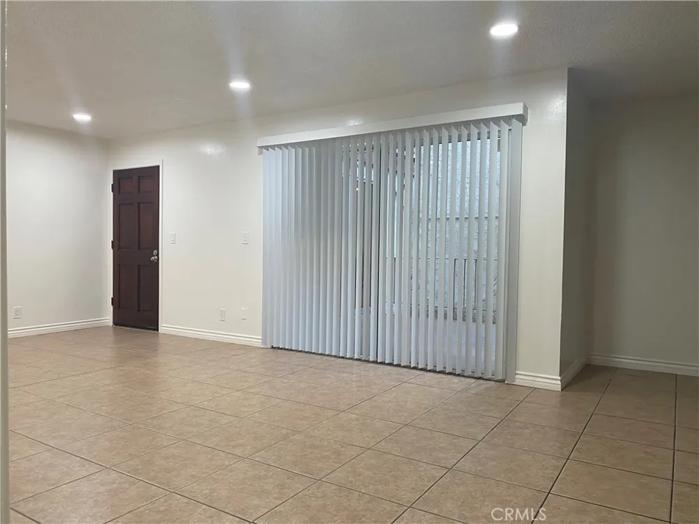 1146 E Lexington Glendale, CA 91206