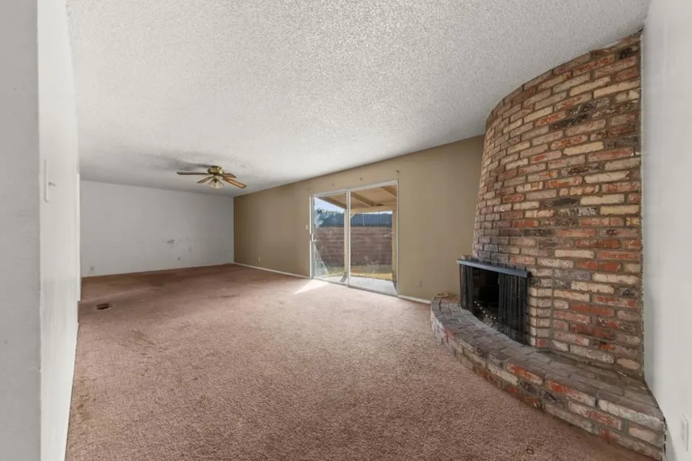 1936 Reseda Lane Modesto, CA 95350