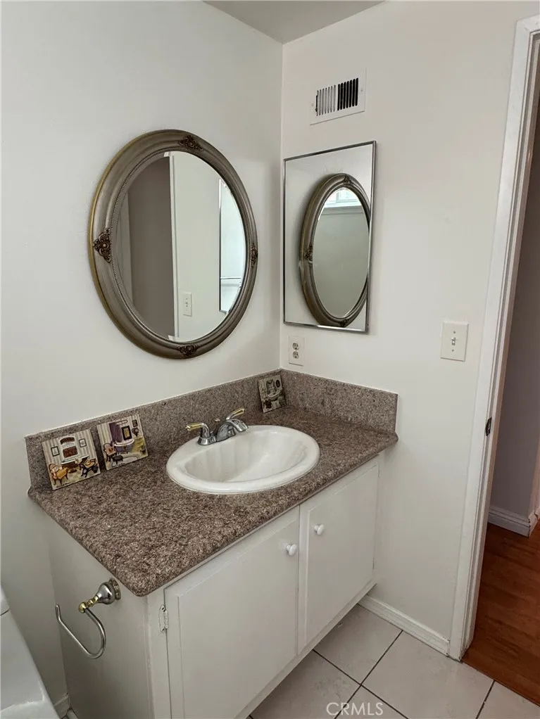 5355 Duncannon Ave Westminster, CA 92683