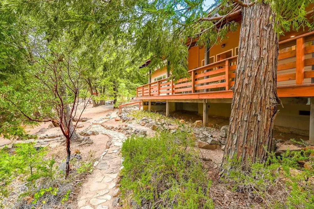 4518 Pine Ridge Avenue Julian, CA 92036