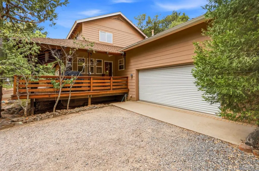4518 Pine Ridge Avenue Julian, CA 92036