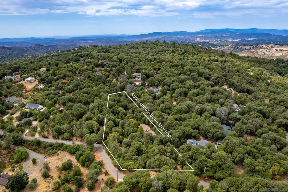 4518 Pine Ridge Avenue Julian, CA 92036
