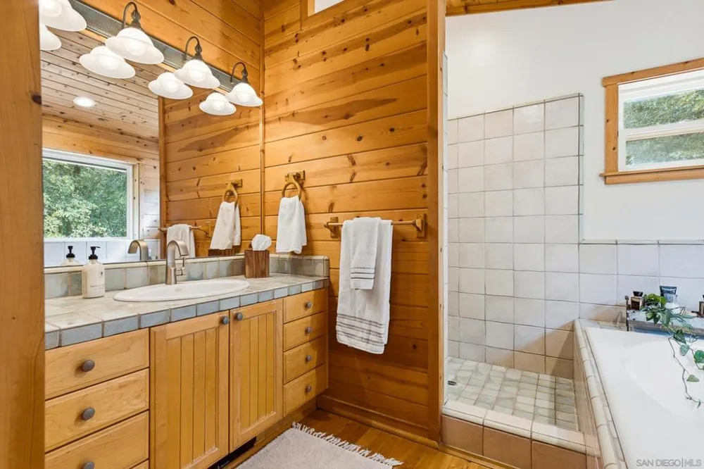 4518 Pine Ridge Avenue Julian, CA 92036