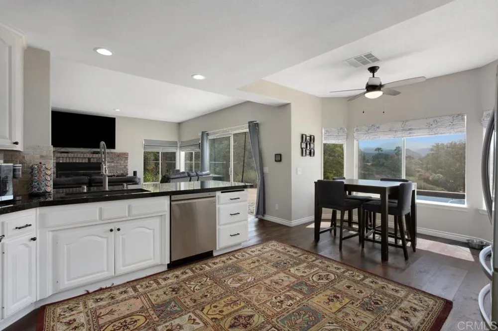 15979 Gantry Way Ramona, CA 92065
