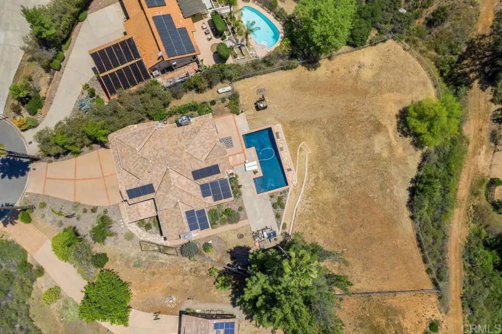 15979 Gantry Way Ramona, CA 92065