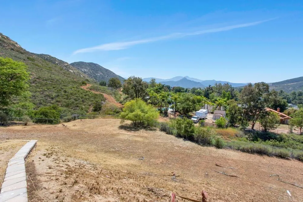 15979 Gantry Way Ramona, CA 92065
