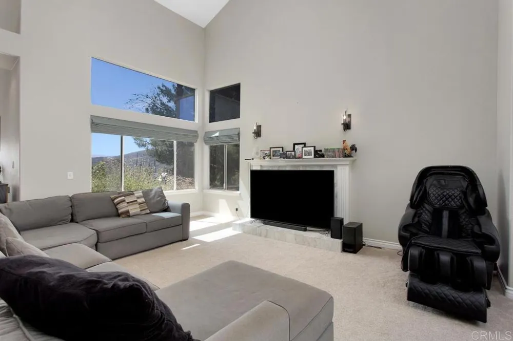 15979 Gantry Way Ramona, CA 92065