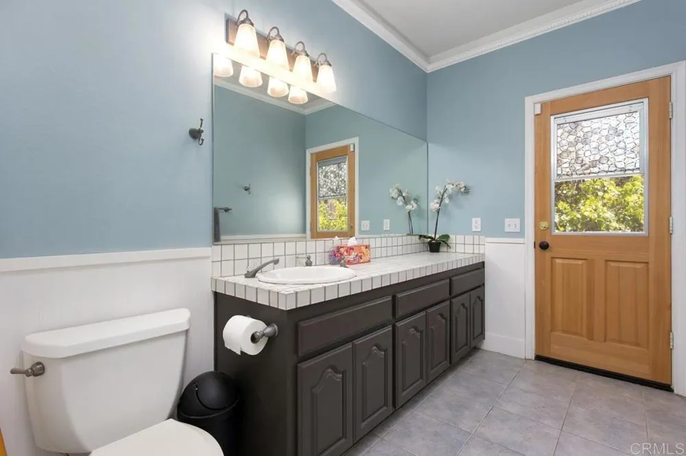 15979 Gantry Way Ramona, CA 92065