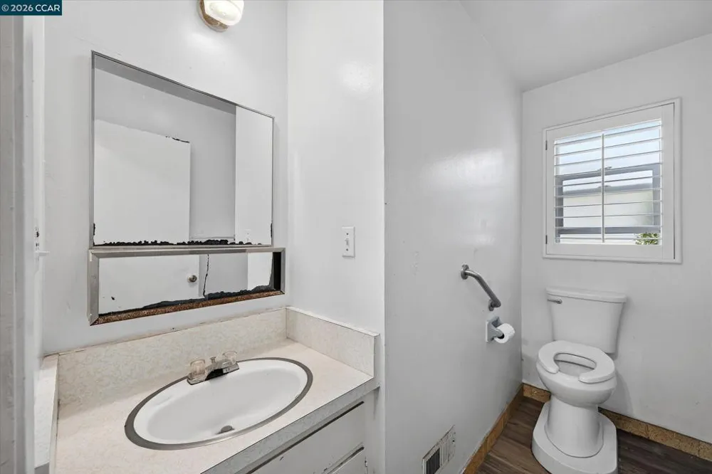 1211 Blake St Berkeley, CA 94702