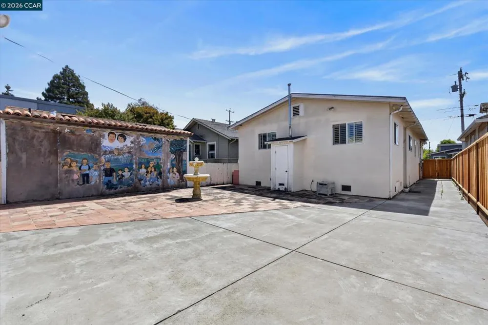 1211 Blake St Berkeley, CA 94702