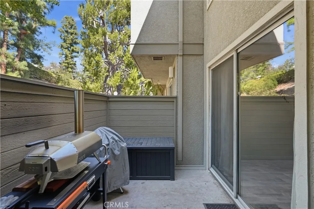 15760 Midwood #5 Granada Hills, CA 91344