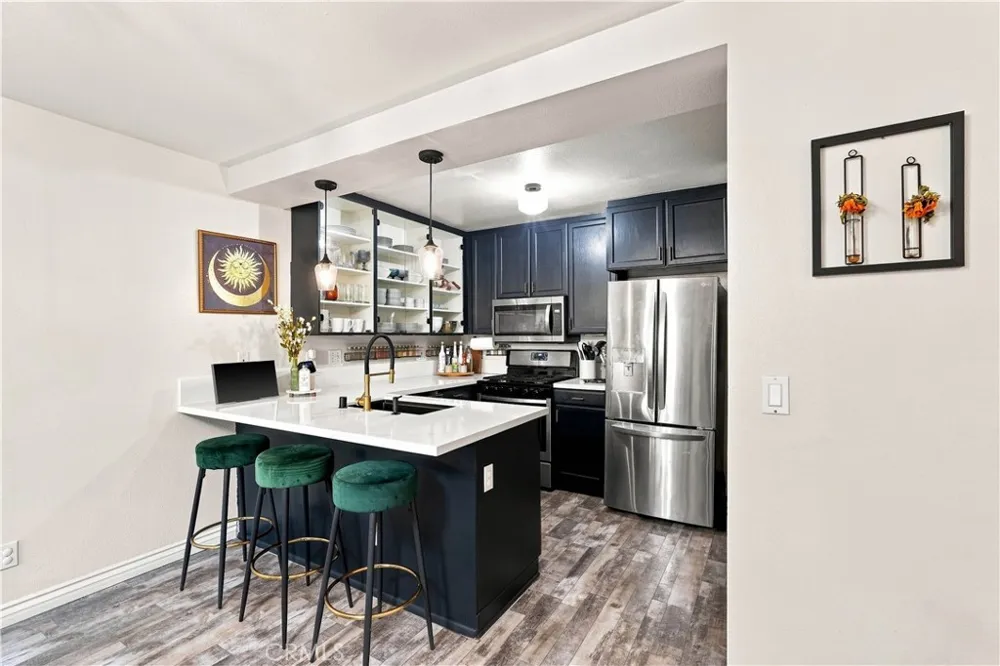 15760 Midwood #5 Granada Hills, CA 91344
