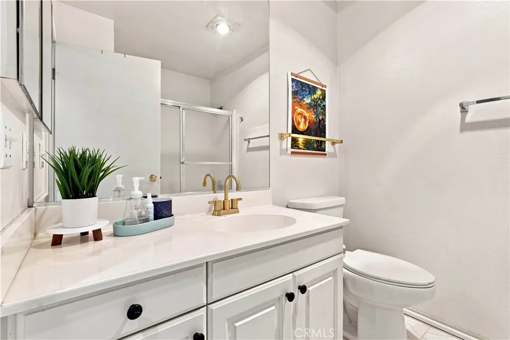 15760 Midwood #5 Granada Hills, CA 91344