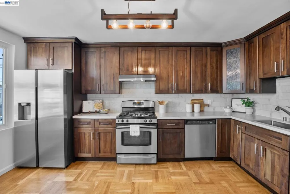 2722 Vicente St San Francisco, CA 94116