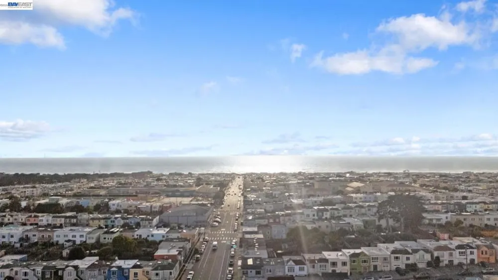 2722 Vicente St San Francisco, CA 94116