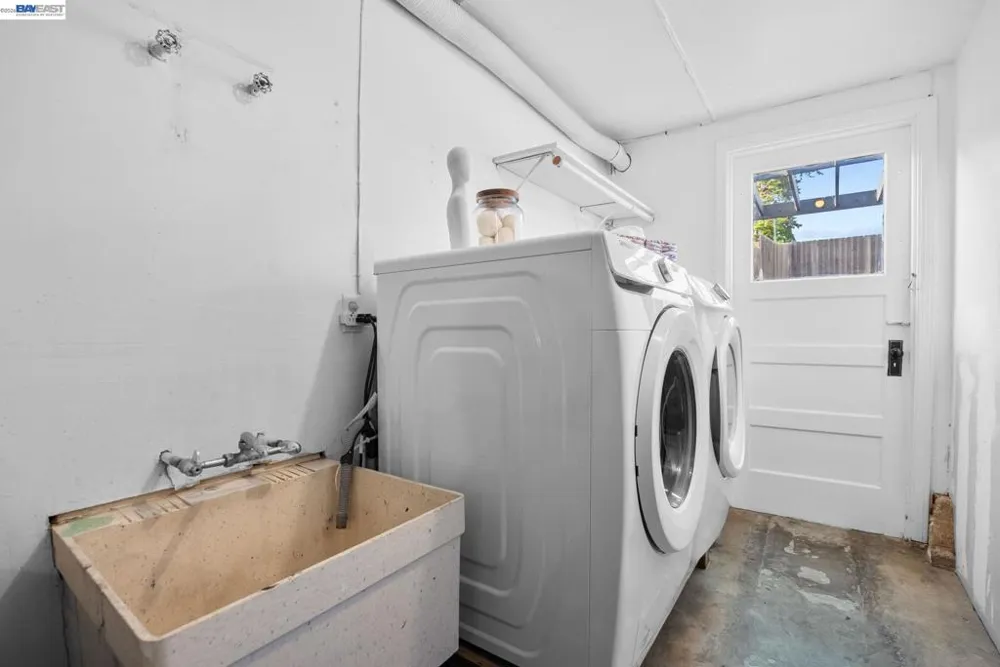2722 Vicente St San Francisco, CA 94116