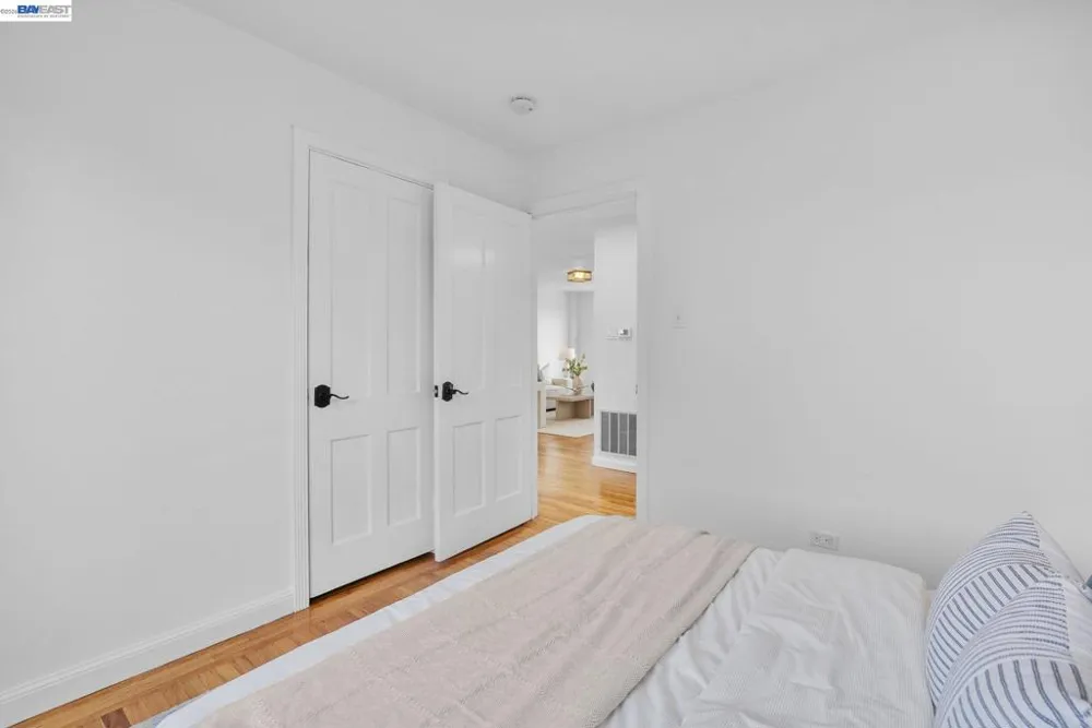 2722 Vicente St San Francisco, CA 94116
