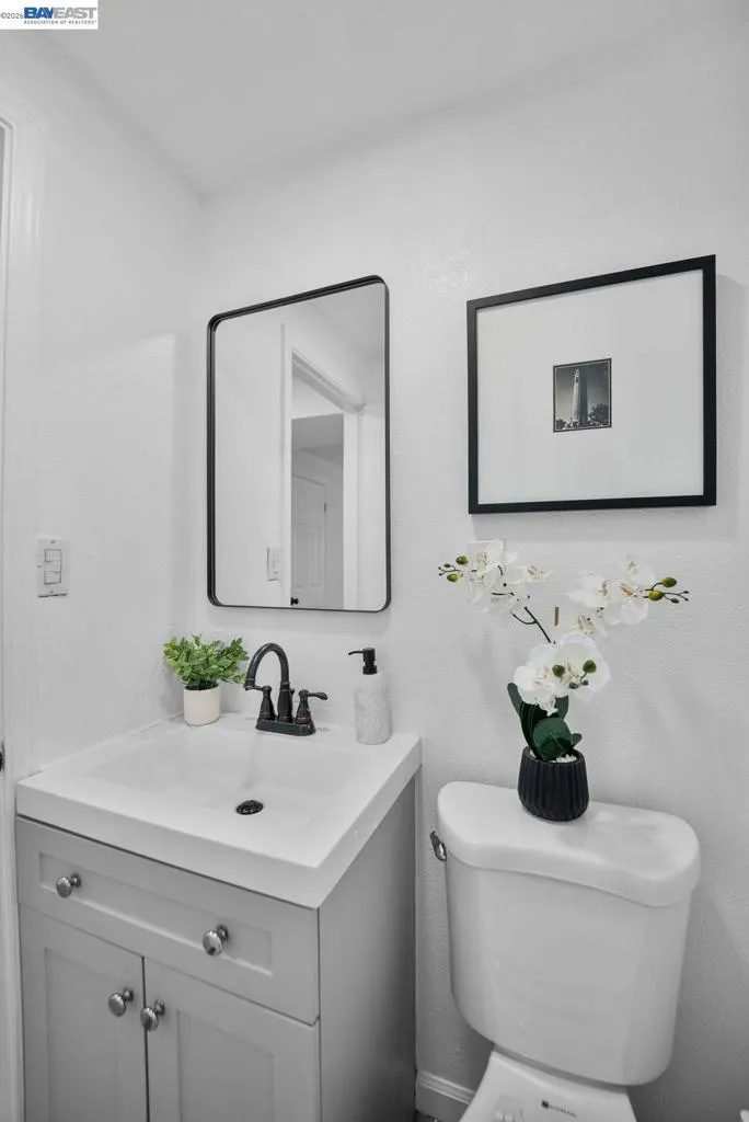 2722 Vicente St San Francisco, CA 94116