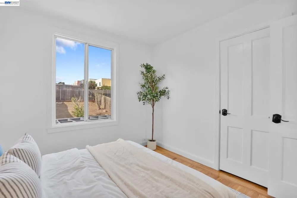 2722 Vicente St San Francisco, CA 94116