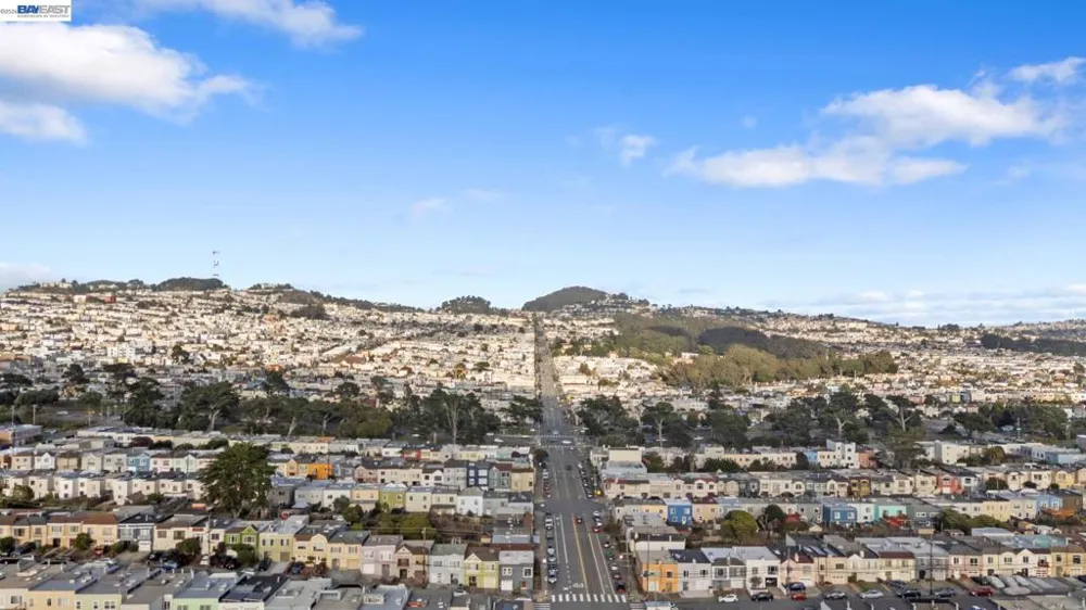 2722 Vicente St San Francisco, CA 94116