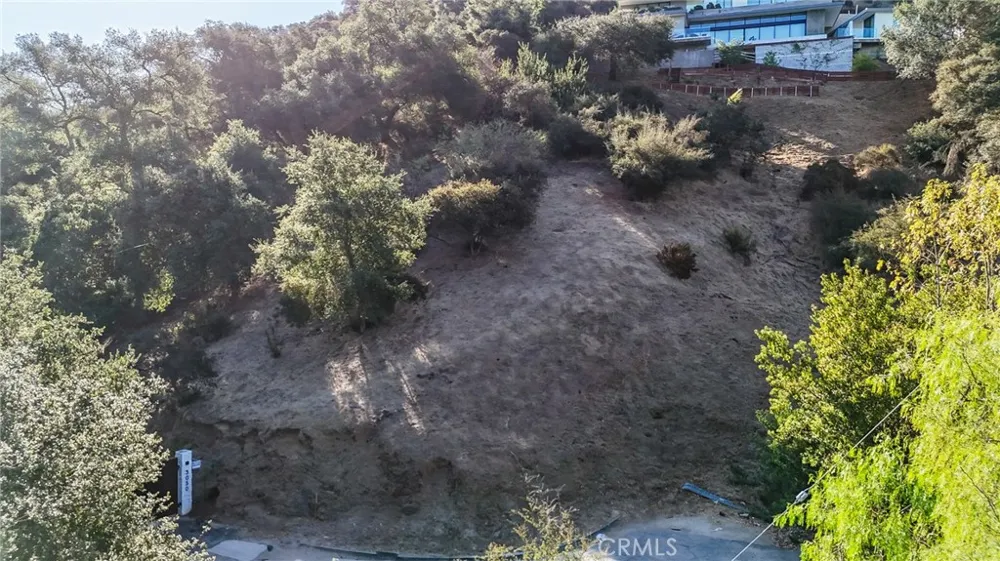 3038 Cornwall Drive Glendale, CA 91206