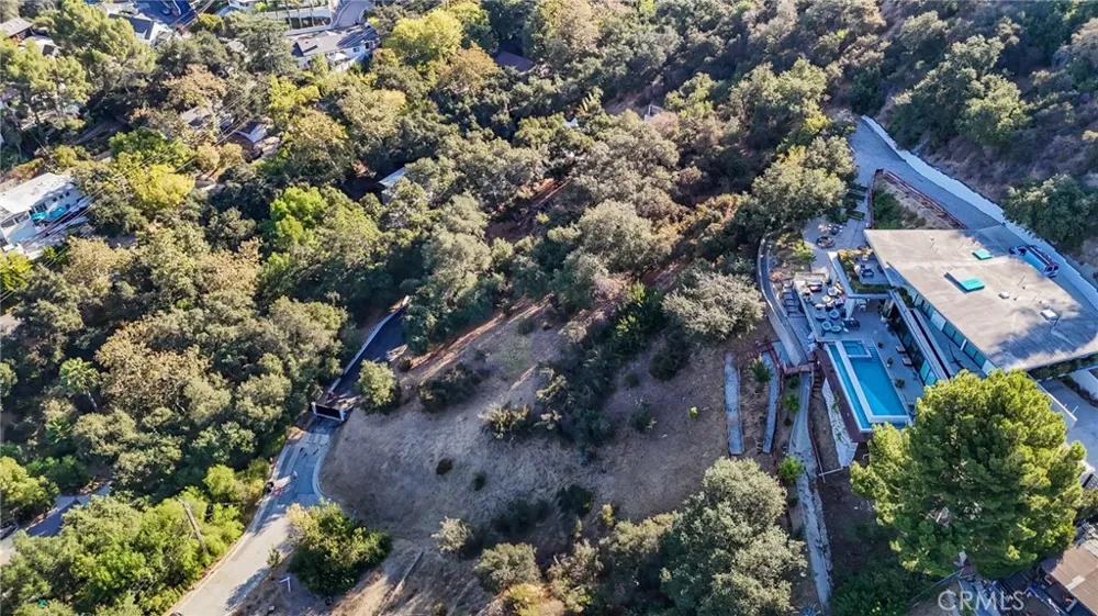 3038 Cornwall Drive Glendale, CA 91206