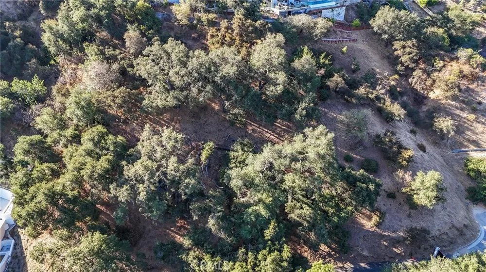 3038 Cornwall Drive Glendale, CA 91206