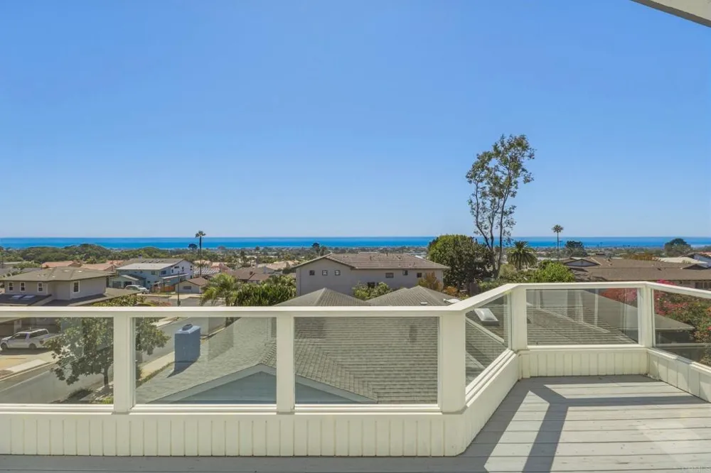 2140 Janis Way Carlsbad, CA 92008