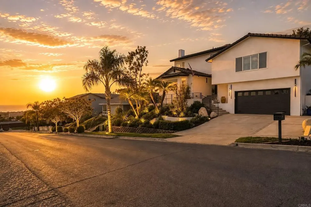 2140 Janis Way Carlsbad, CA 92008