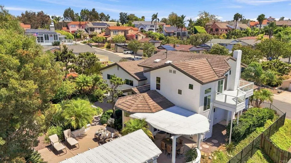 2140 Janis Way Carlsbad, CA 92008