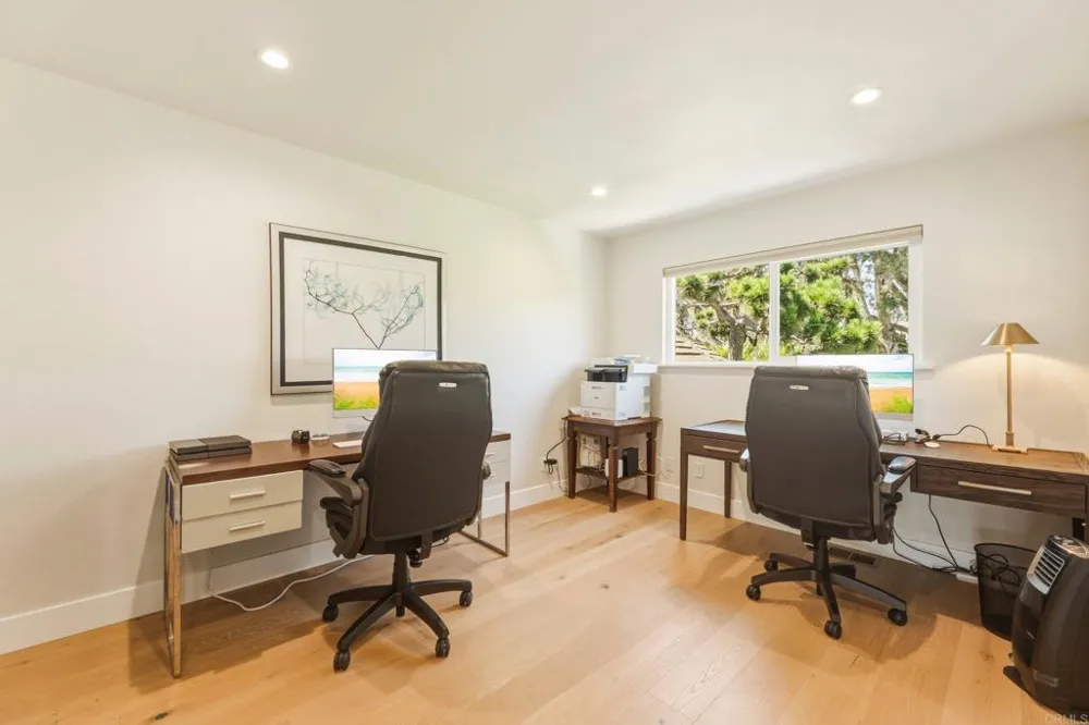 2140 Janis Way Carlsbad, CA 92008