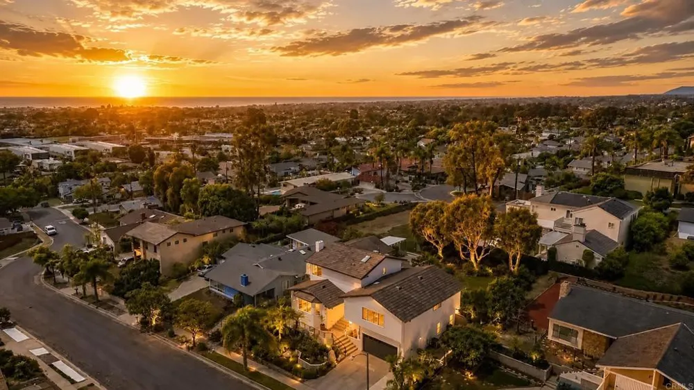 2140 Janis Way Carlsbad, CA 92008